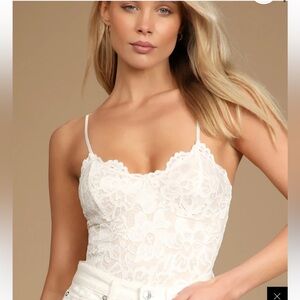 Lulus White Lace Bodysuit with Scalloped Cups size- small